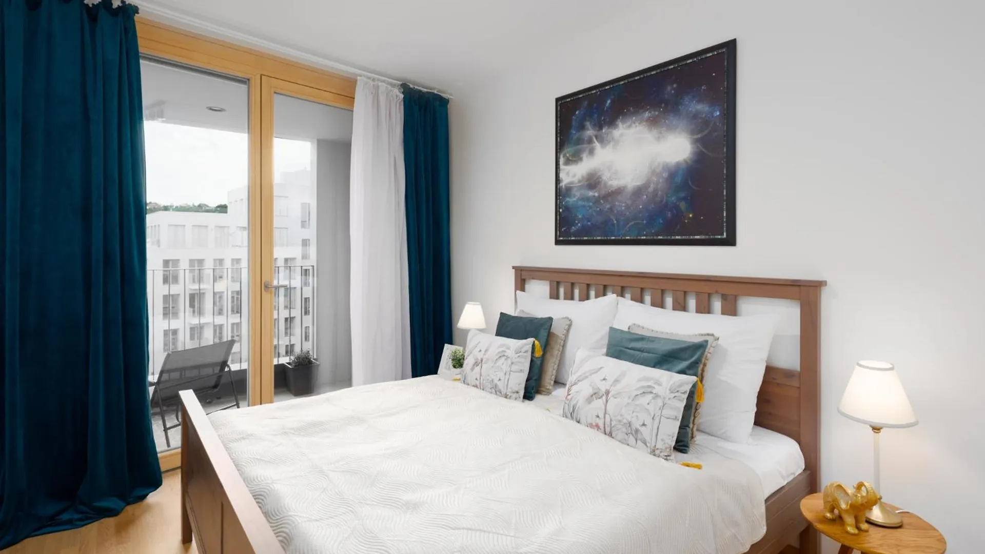 Stylish Flat By The Metro Lägenhet Prag Tjeckien