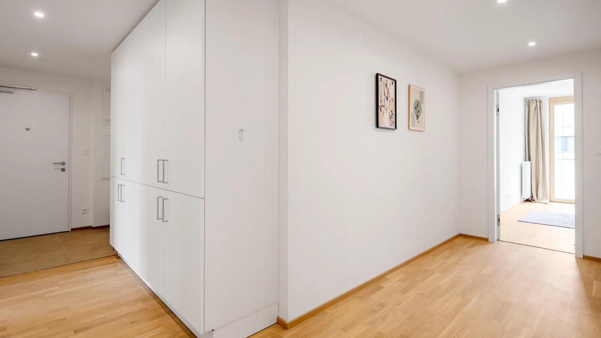 Stylish Flat By The Metro Lägenhet Prag